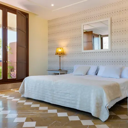 Magno Santo Tomas Apartment